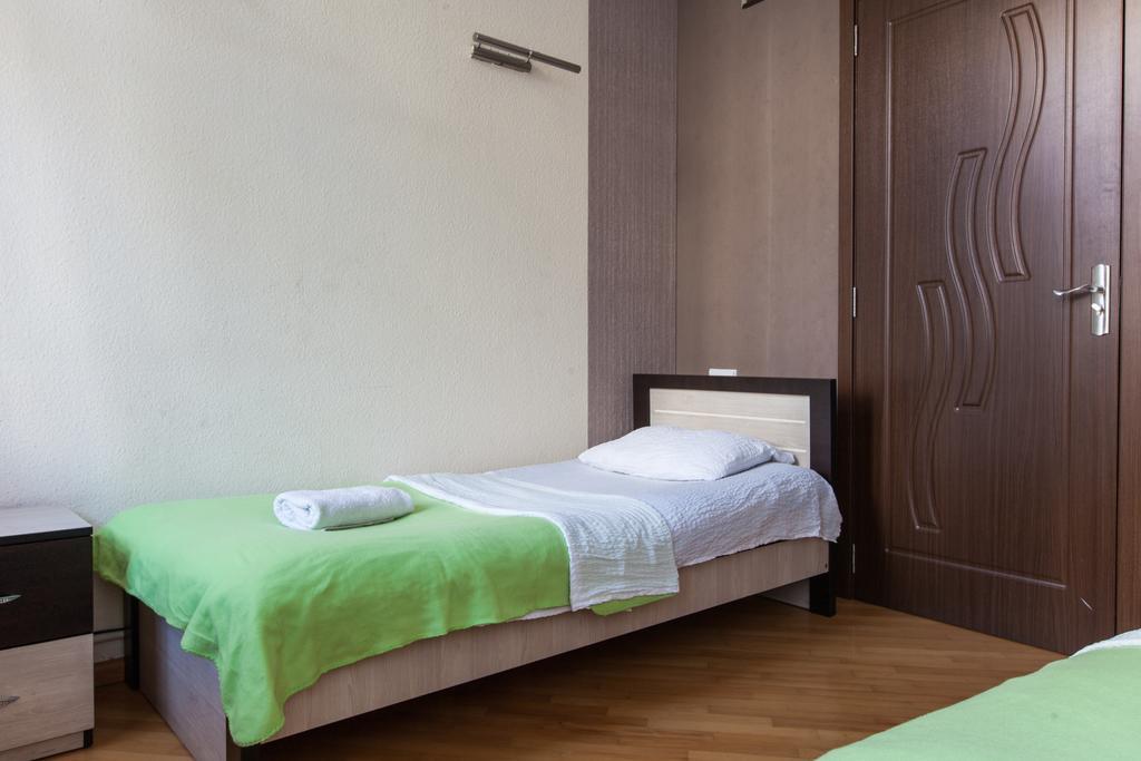 Sweet Home Apartment Tbiliszi Szoba fotó